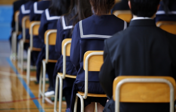 学生への来場依頼