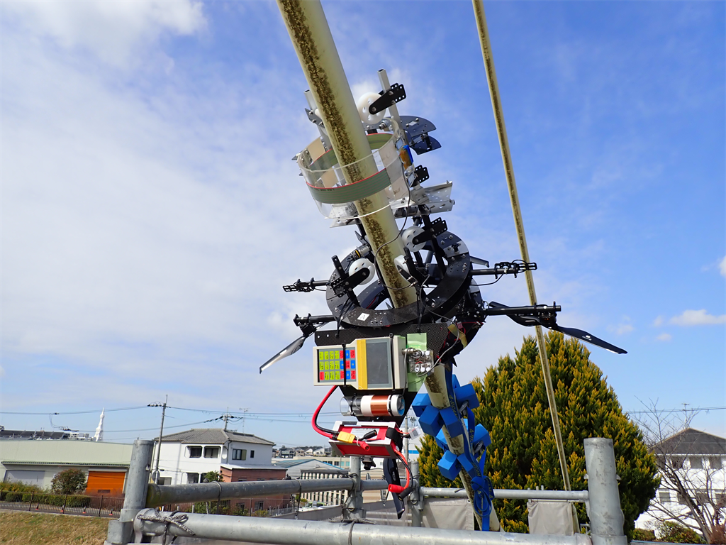 ケーブル点検ロボット＋渦流探傷試験機